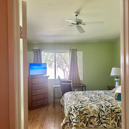 Vineyard Vista Suite With Tv And Private Bathroom Hemet Eksteriør bilde
