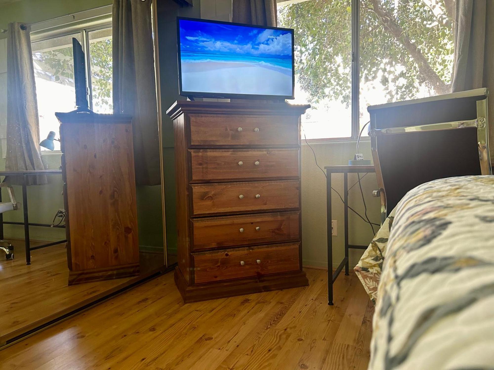 Vineyard Vista Suite With Tv And Private Bathroom Hemet Eksteriør bilde
